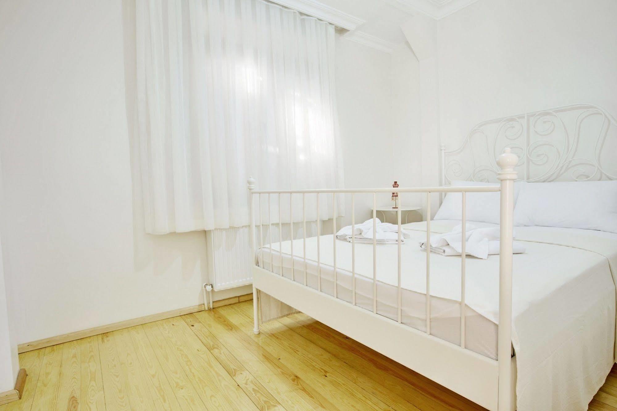 Buyukada Apart Hotel - Sehbal Adalar Luaran gambar